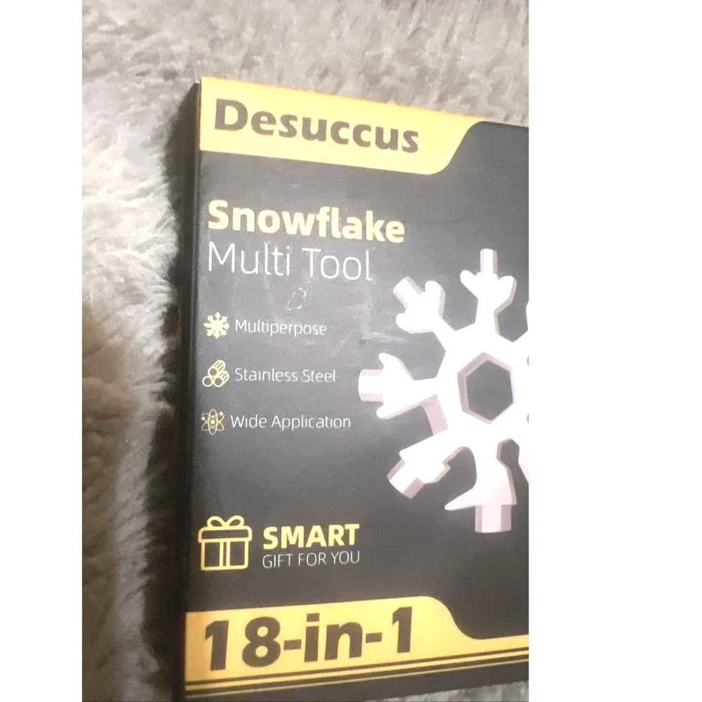 Desuccus 18-in-1 Portable Snowflake Multi‎ Tool Stainless Steel W/Keychain